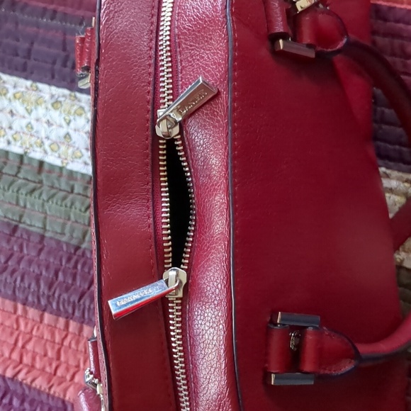 DANIER* lg red soft genuine leather crossbody multi pouch double zippered bag - Picture 7 of 17